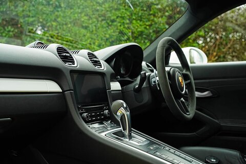 4.0 GT4 Coupe 2dr Petrol PDK Euro 6 (s/s) (420 ps)