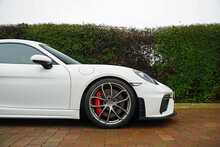 2022 Porsche 718 Cayman GT4 