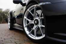 2022 Porsche 911 992 GT3 Touring 