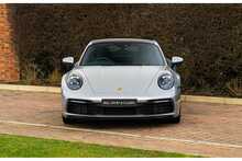 2023 Porsche 911 Carrera 
