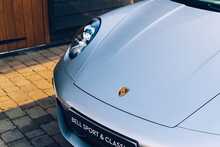 2023 Porsche 911 Carrera 