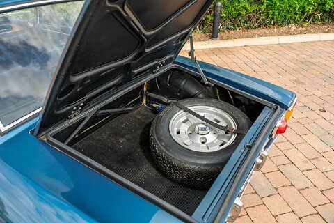 Series 1 1600 HF "Fanalone" 1584 Coupe Manual Petrol