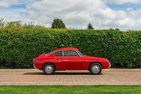 Double Bubble Coupe 747 Manual Petrol