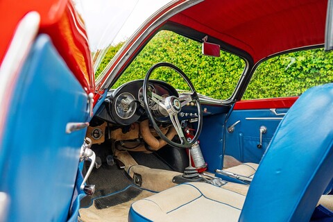 Double Bubble Coupe 747 Manual Petrol