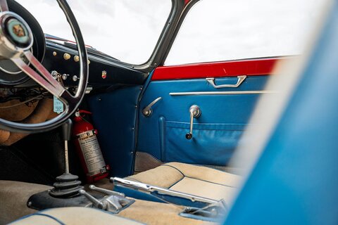 Double Bubble Coupe 747 Manual Petrol