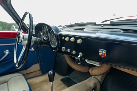 Double Bubble Coupe 747 Manual Petrol