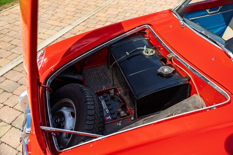 Double Bubble Coupe 747 Manual Petrol