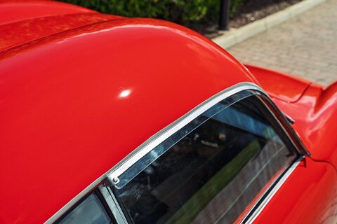 Double Bubble Coupe 747 Manual Petrol