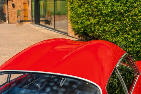 Double Bubble Coupe 747 Manual Petrol