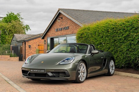 GTS 4.0 2dr Convertible Petrol