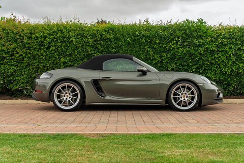 GTS 4.0 2dr Convertible Petrol
