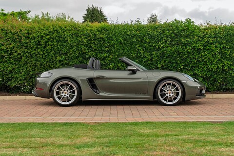 GTS 4.0 2dr Convertible Petrol