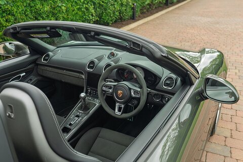 GTS 4.0 2dr Convertible Petrol