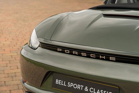 GTS 4.0 2dr Convertible Petrol