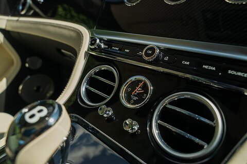 GT S V8 4.0 2dr Coupe Automatic Petrol