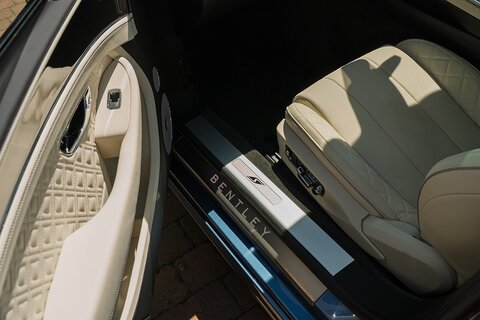 GT S V8 4.0 2dr Coupe Automatic Petrol