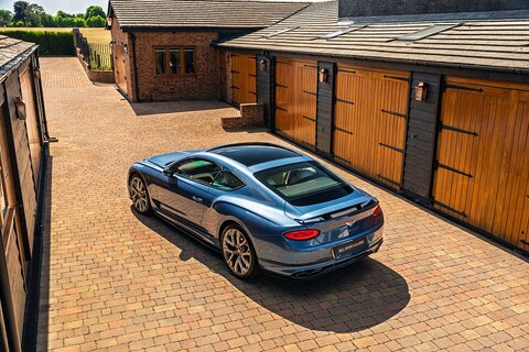 GT S V8 4.0 2dr Coupe Automatic Petrol