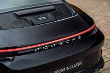 2022 Porsche 911 992 GT3 Touring Manual 