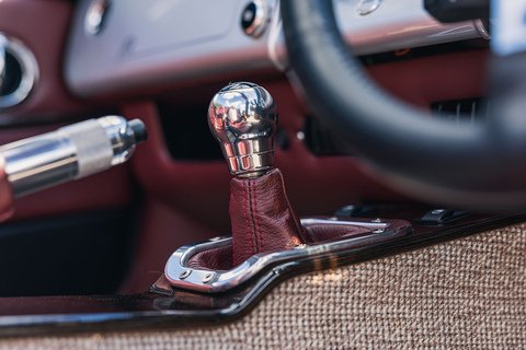 8 4.8 2dr Coupe Manual Petrol