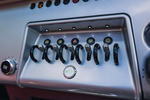 8 4.8 2dr Coupe Manual Petrol