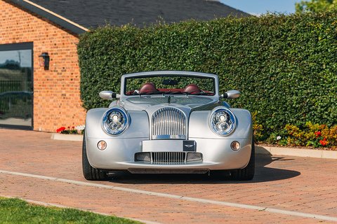 8 4.8 2dr Coupe Manual Petrol