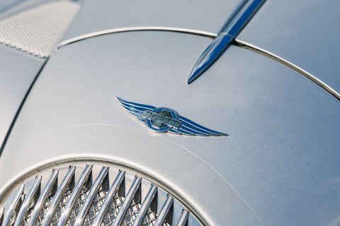 8 4.8 2dr Coupe Manual Petrol