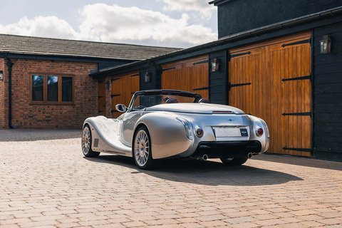 8 4.8 2dr Coupe Manual Petrol