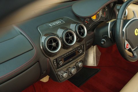 Spider F1 4300 2dr Spider F1 Petrol