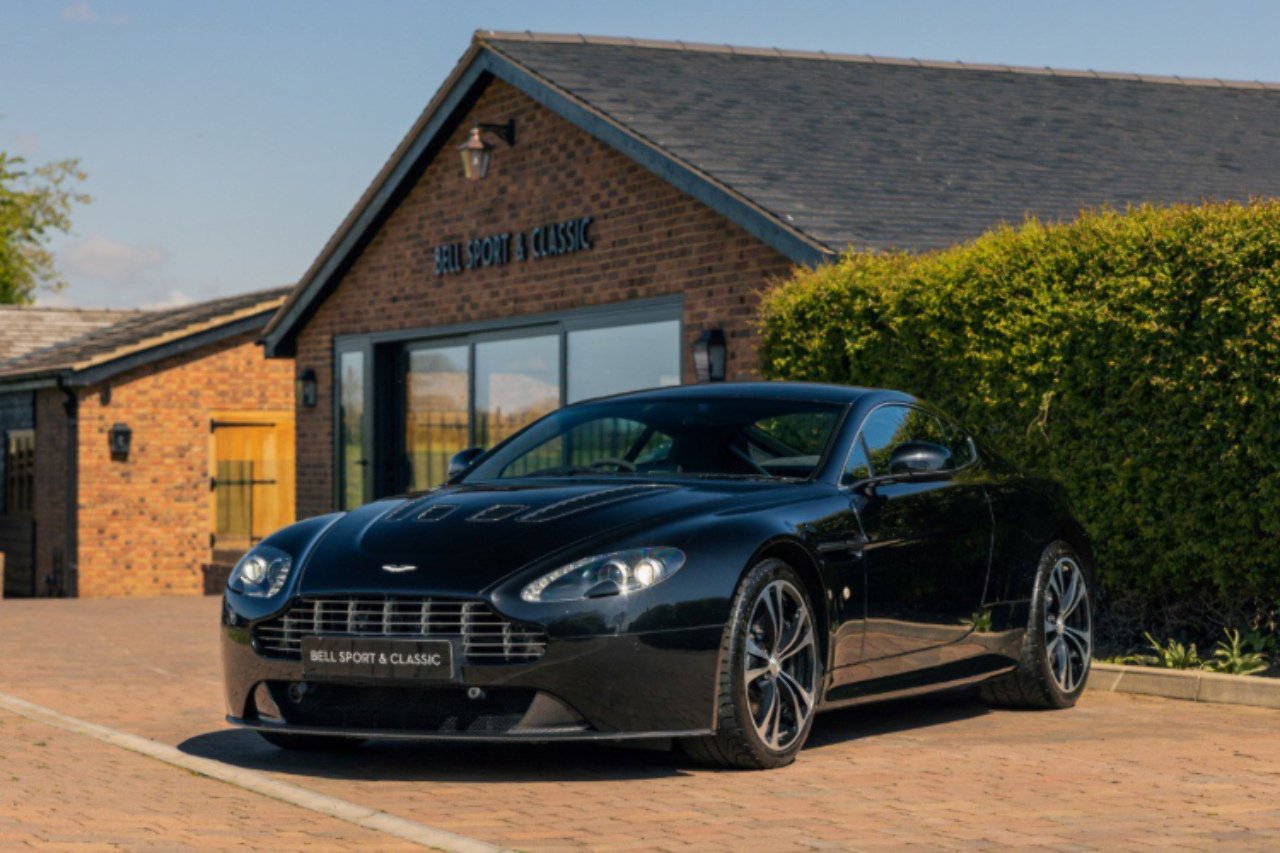 2010 Aston Martin Vantage V12 Car...