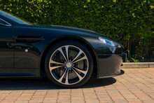 2010 Aston Martin Vantage V12 Carbon Edition 