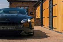 2010 Aston Martin Vantage V12 Carbon Edition 