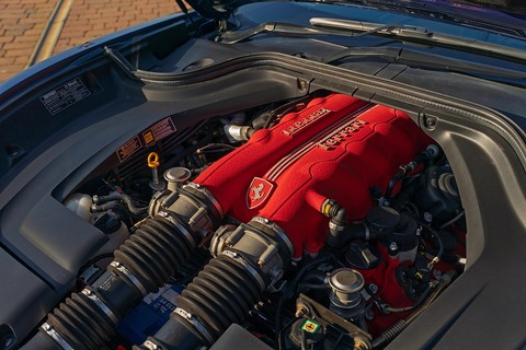 4297 2dr Auto Petrol