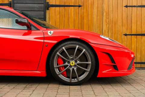 4.3 Scuderia Coupe 2dr Petrol F1 Euro 4 (510 bhp)