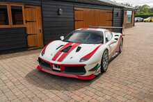 Ferrari 488 Challenge  - U10753