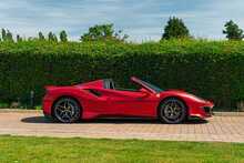 Ferrari 488 Pista Spider - U10757