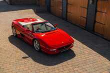 Ferrari F355 Spider - U10759