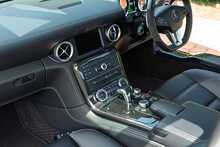 Mercedes-Benz SLS AMG - U10763