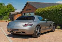 Mercedes-Benz SLS AMG GT - U10766