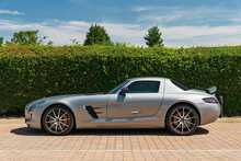 Mercedes-Benz SLS AMG GT - U10766