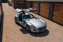 Mercedes-Benz SLS AMG GT - U10766