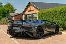 Lamborghini Aventador SV Roadster - U10767