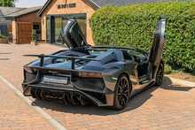 Lamborghini Aventador SV Roadster - U10767