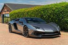 Lamborghini Aventador SV Roadster - U10767