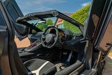 Lamborghini Aventador SV Roadster - U10767