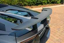 Lamborghini Aventador SV Roadster - U10767
