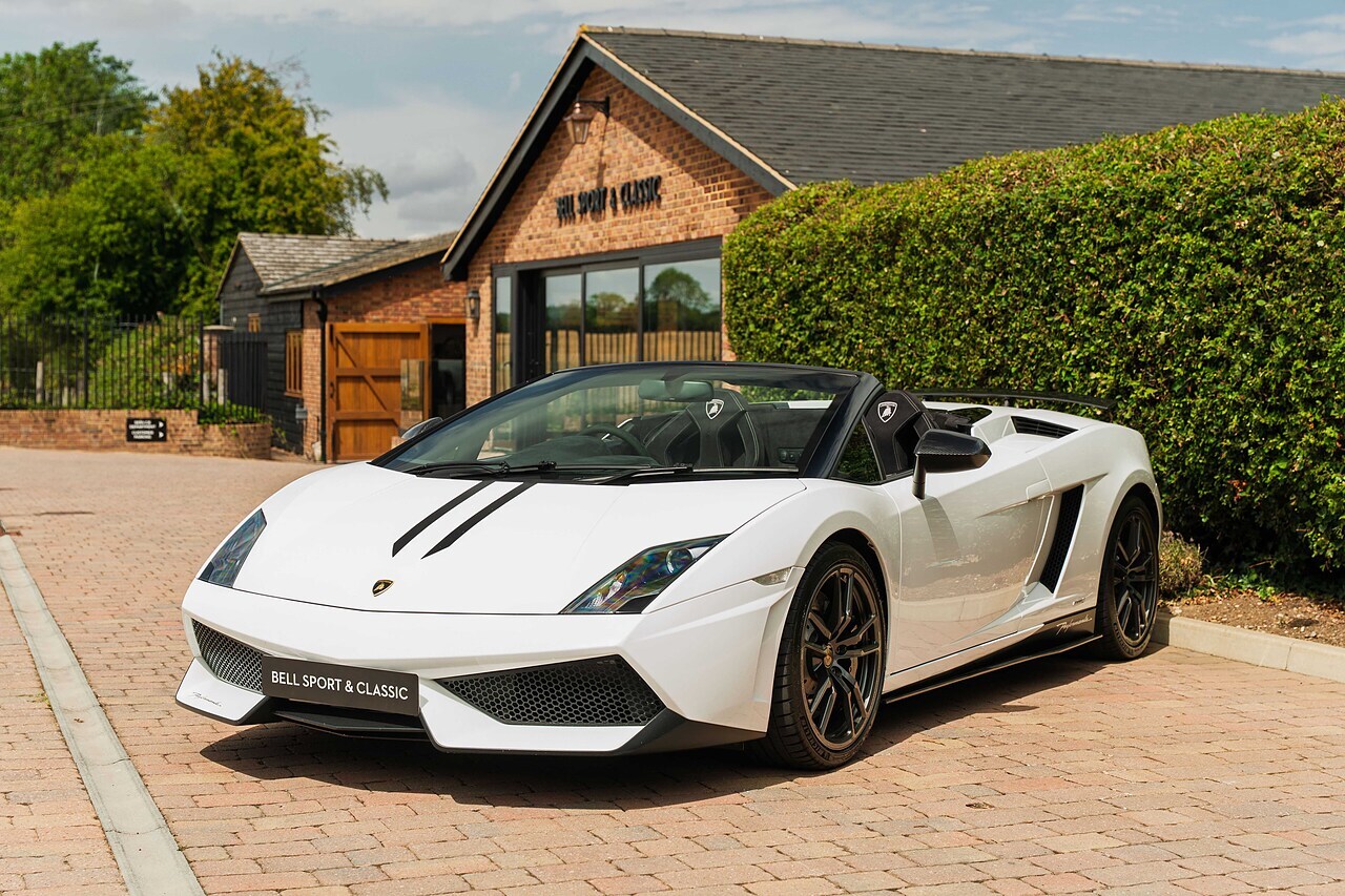 2012 Lamborghini Gallardo LP570-...