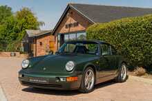 Porsche 911 964 Restomod - U10777