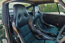 Porsche 911 964 Restomod - U10777