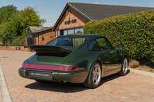 Porsche 911 964 Restomod - U10777
