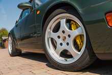 Porsche 911 964 Restomod - U10777